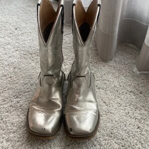 Silver Cowboy Boots!